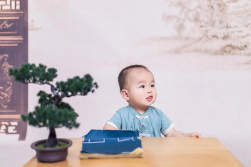 本溪宝宝喊肚子疼怎么回事